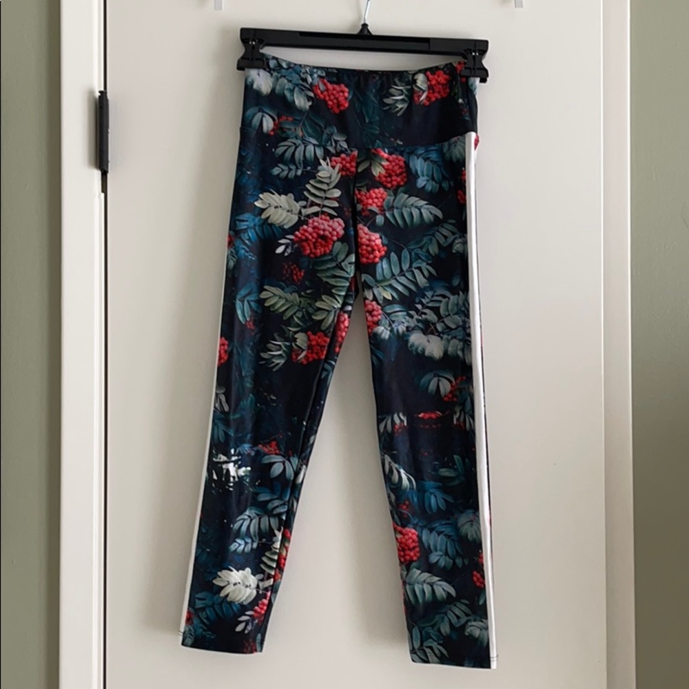 Goldsheep Capri Leggings